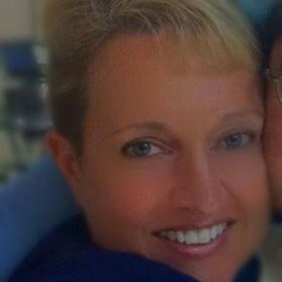 Meet your Posher, Ally - Picture 1 of 1